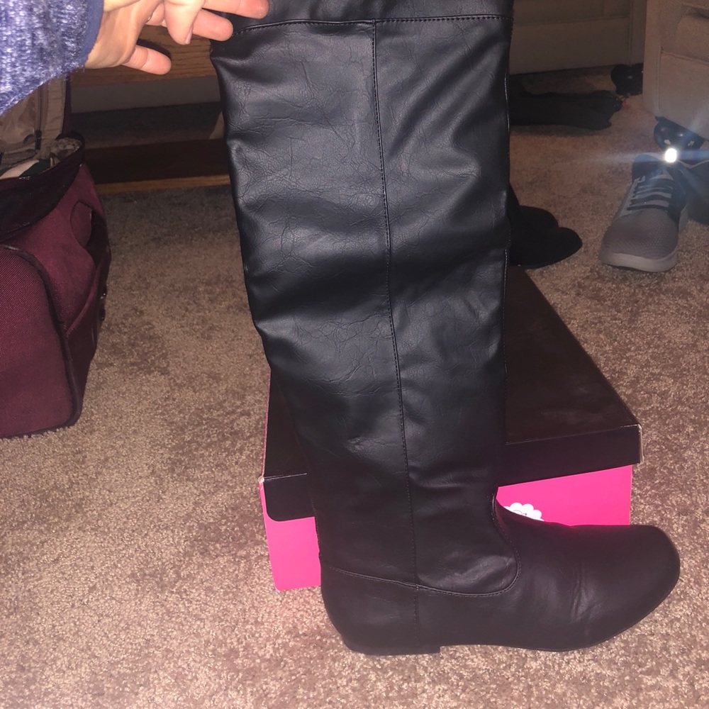 Black Over-The-Knee Boots